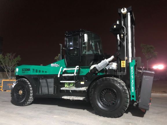 25 ton forklift green 1