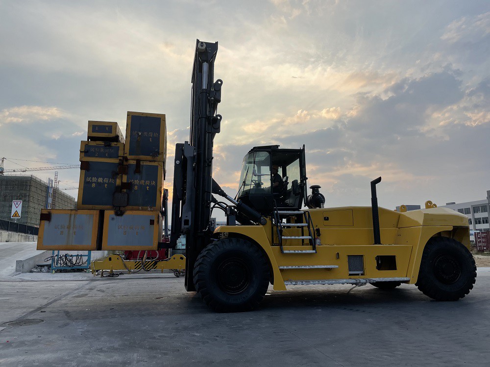 40ton forklift 6 40ton forklift 6