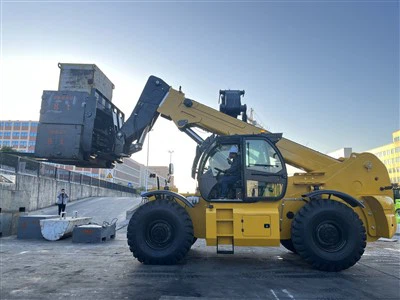 16 Ton Telehandler