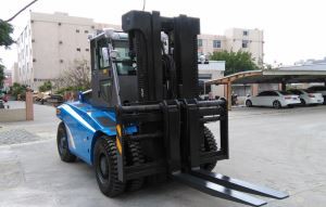 BEDAVA MAST İLE 12T FORKLIFT