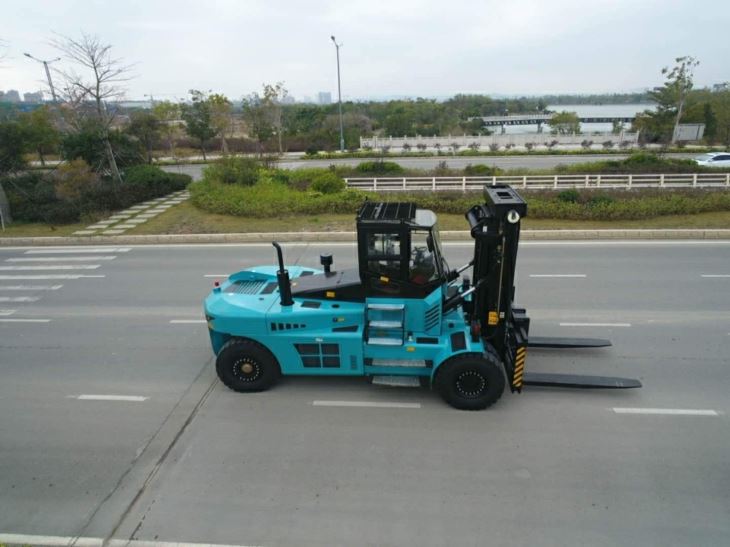 30 Ton Container Forklift Truck