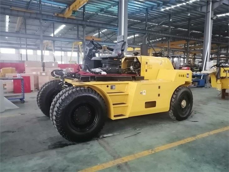 10 TON FORKLIFT ENGINE DIESEL CUMMINS