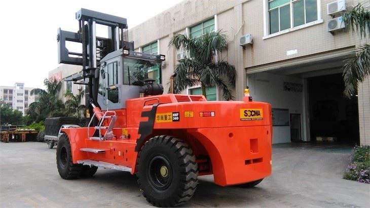 35 Ton Heavy Forklift Truck Engine Diesel