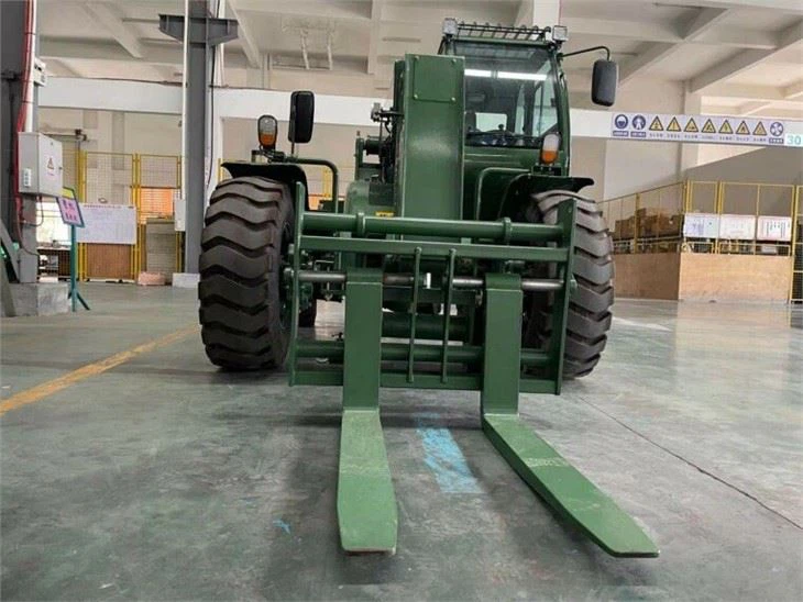 4 Ton Telescopic Forklift Truck Telehandler
